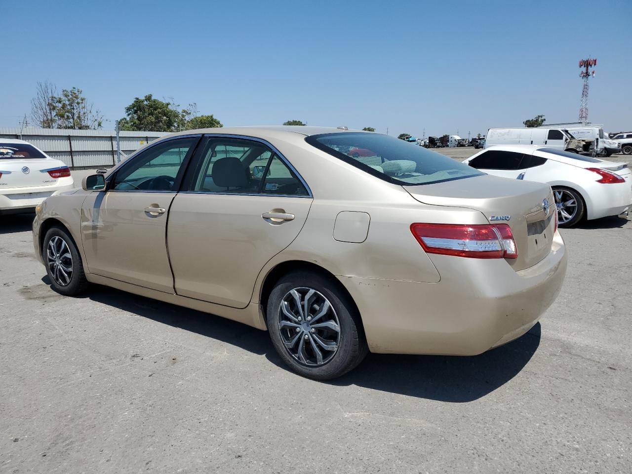 Toyota Camry Base