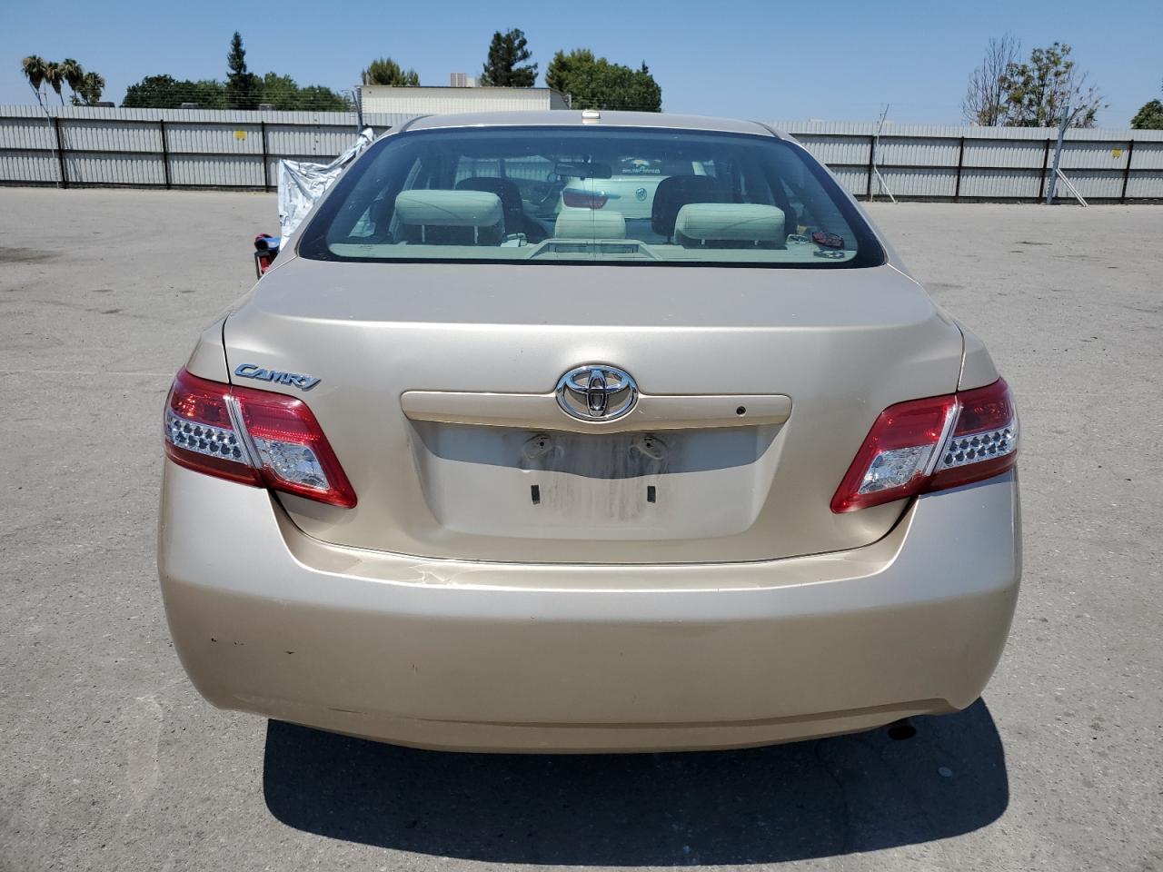 Toyota Camry Base