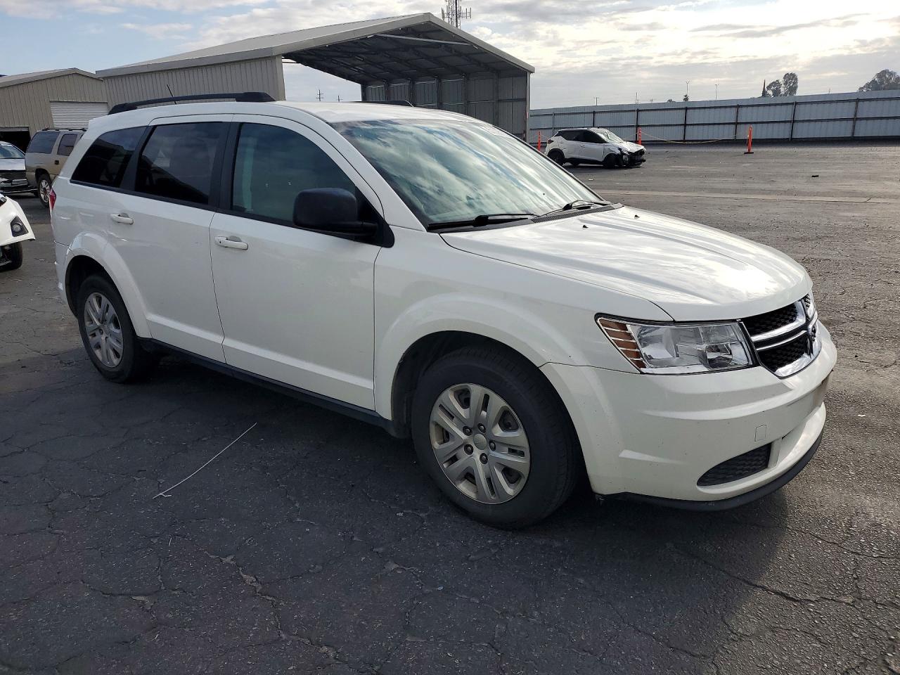 Dodge Journey Se