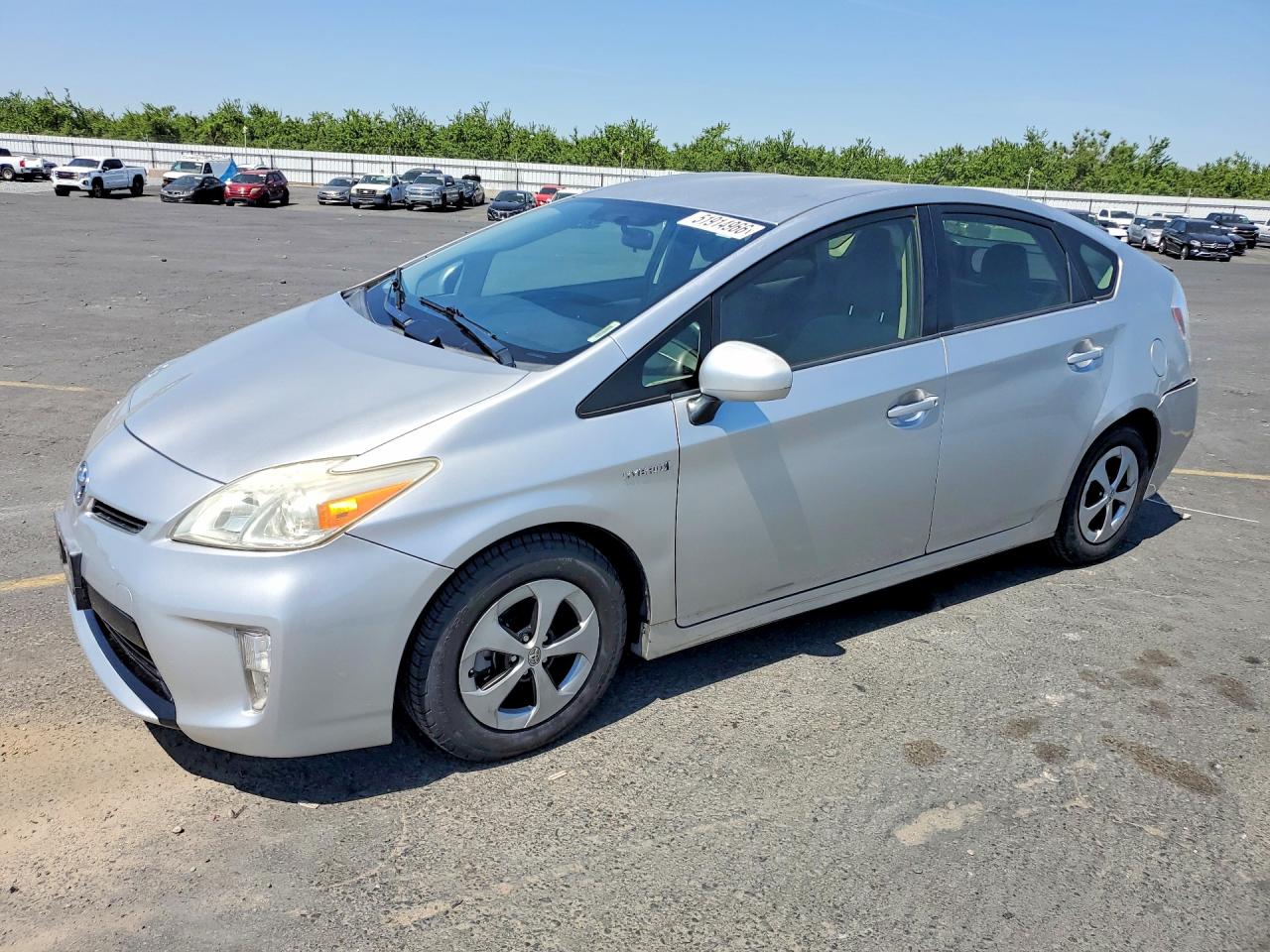 Salvage Toyota Prius Image