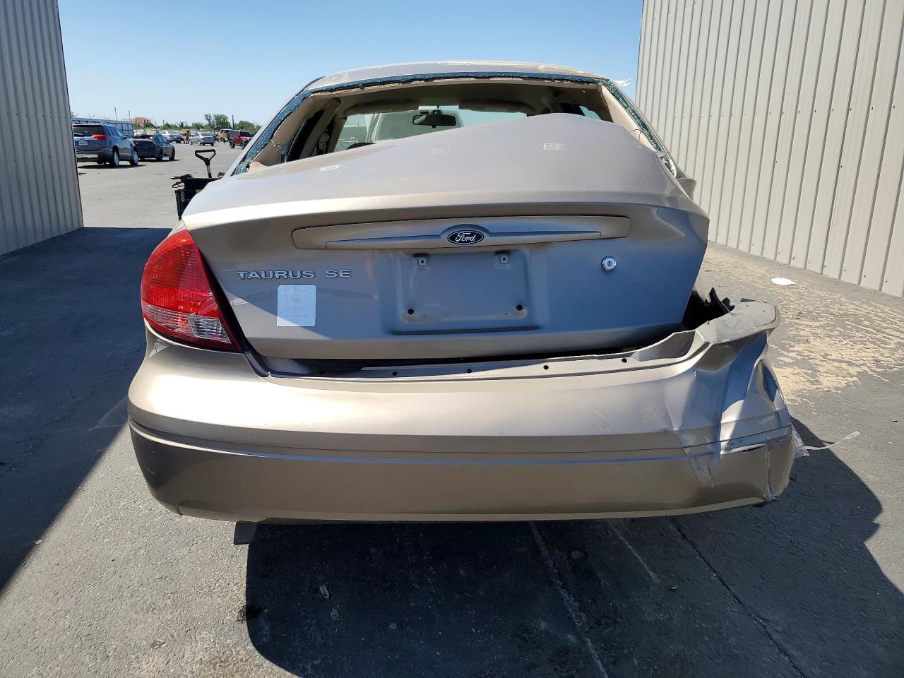 Ford Taurus Se