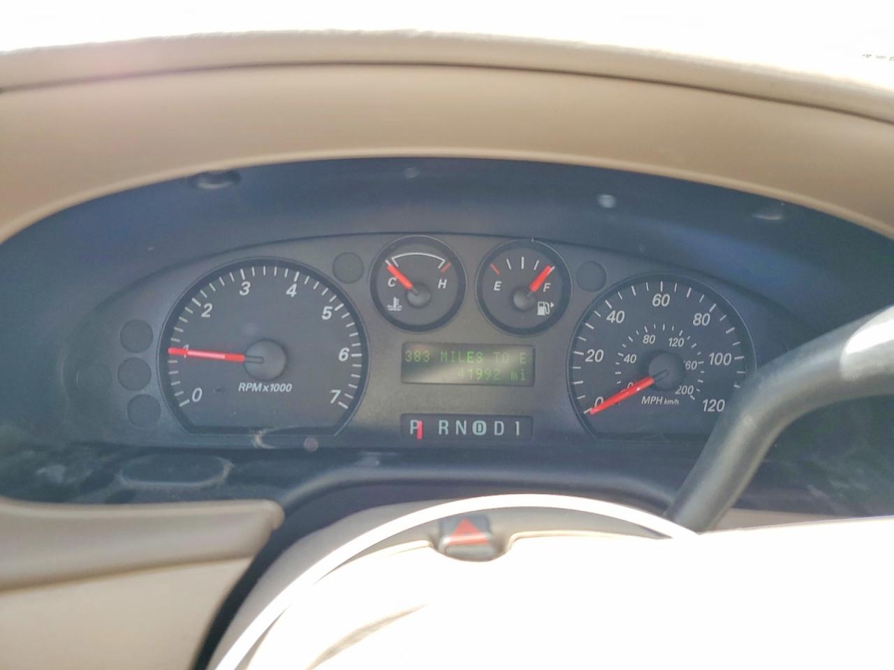 Ford Taurus Se