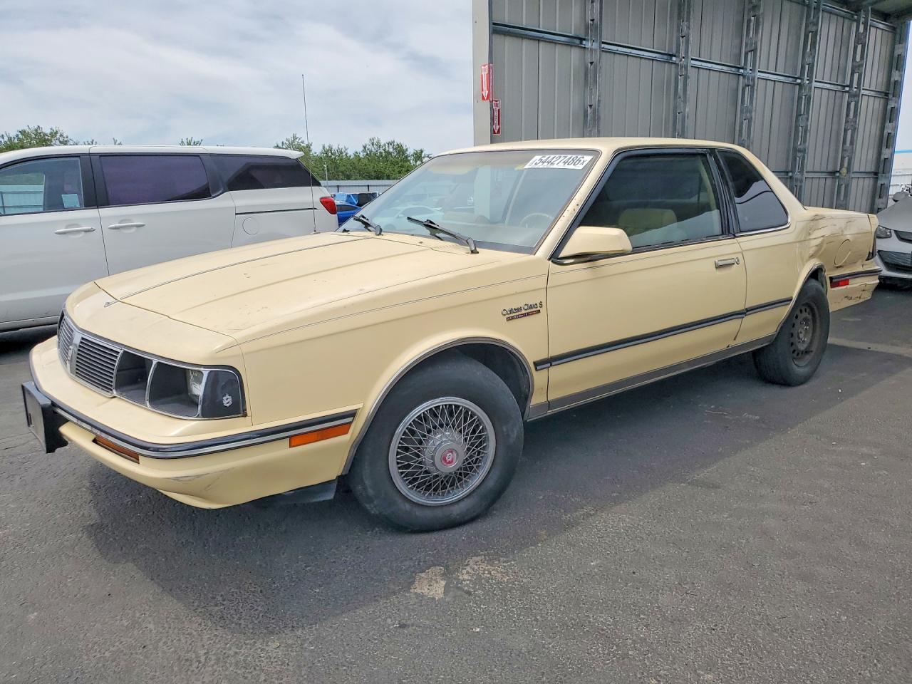 Salvage Oldsmobile Cutlass Image