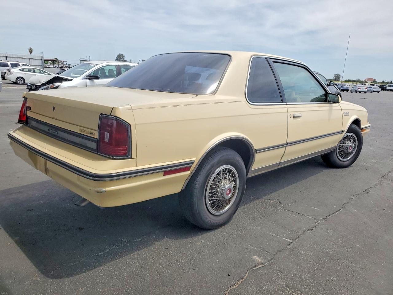 Oldsmobile Cutlass S