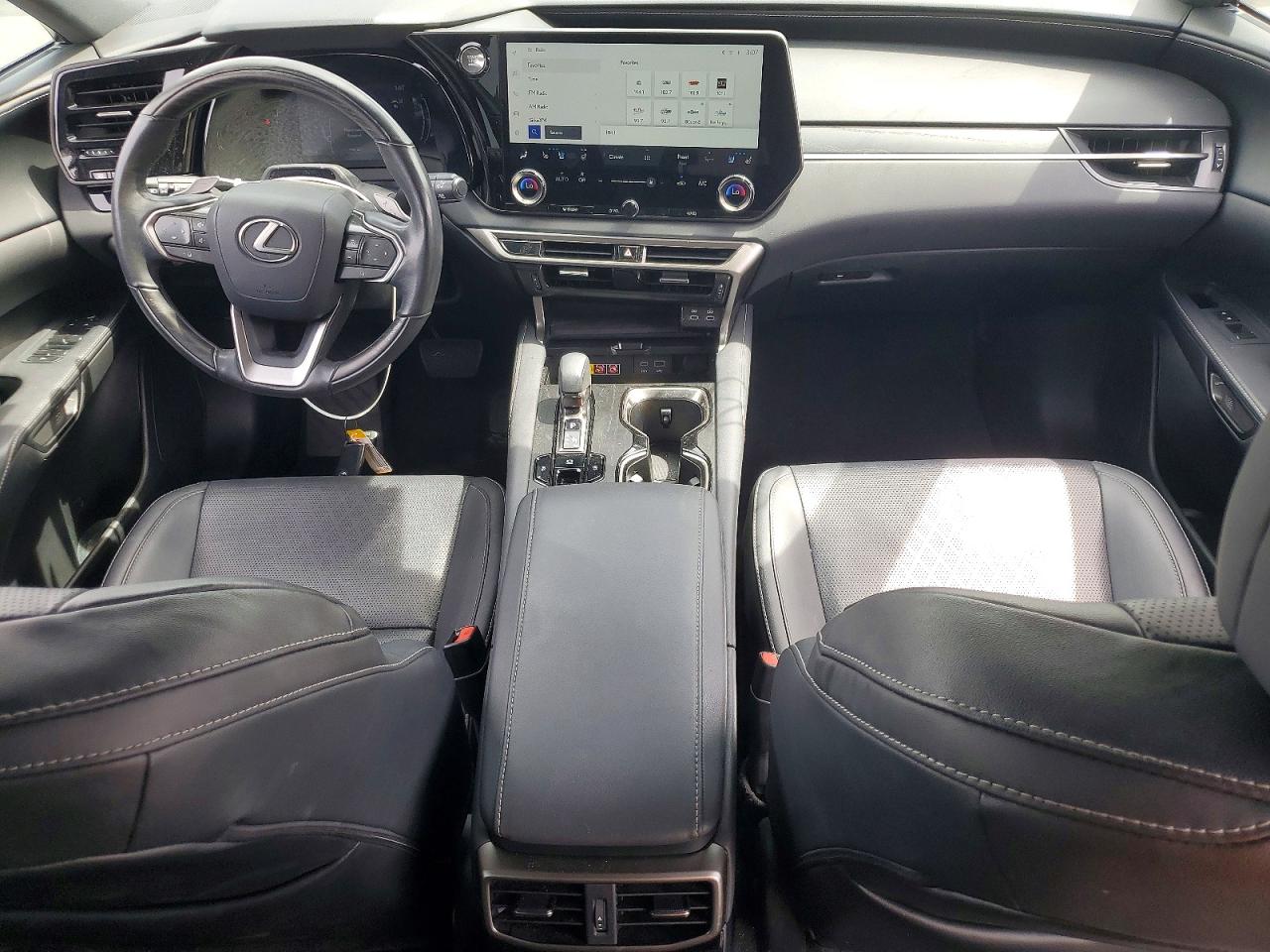 Lexus RX Premium+