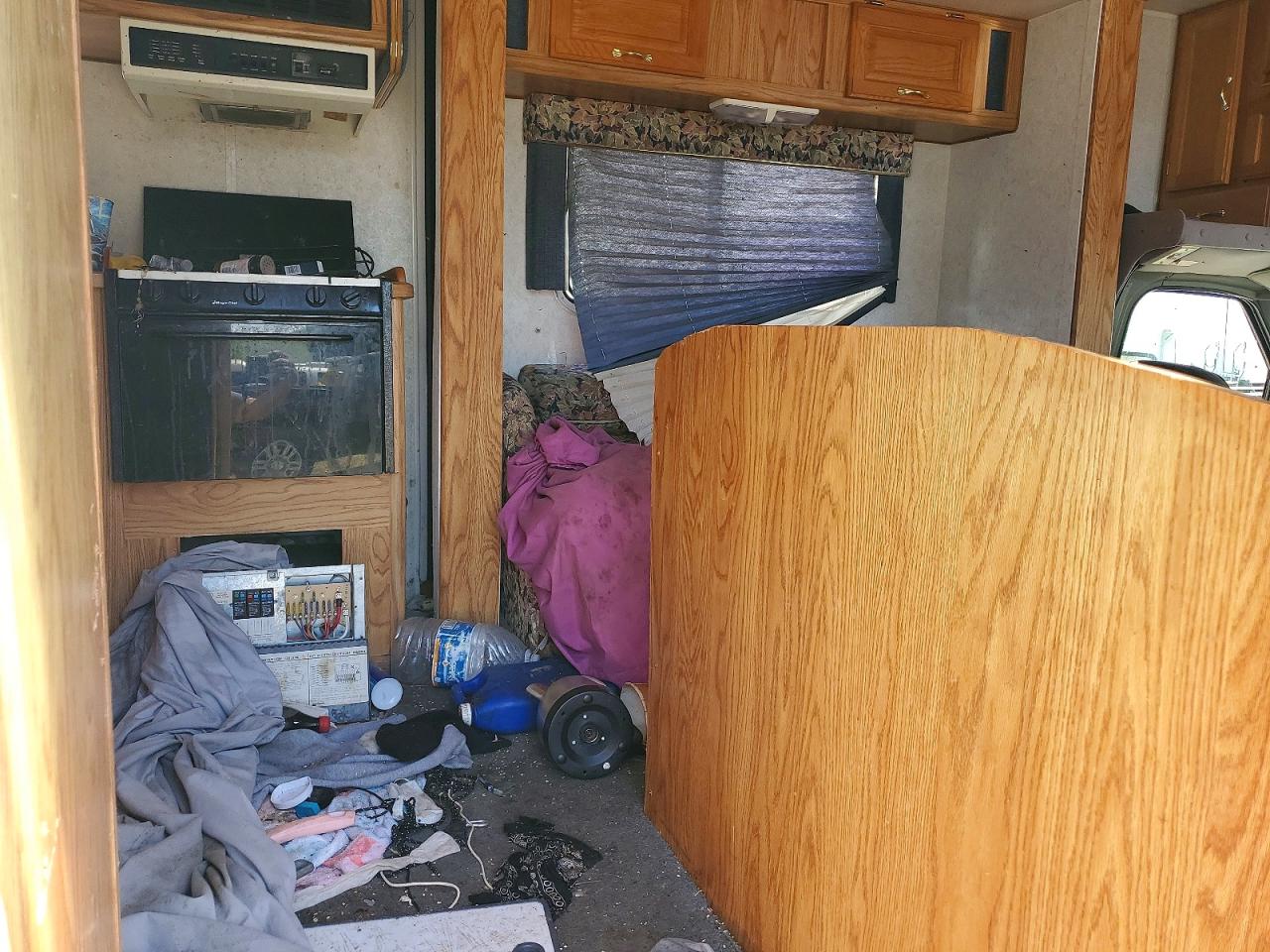 Ford Econoline E450 Super Duty Cutaway Van Rv