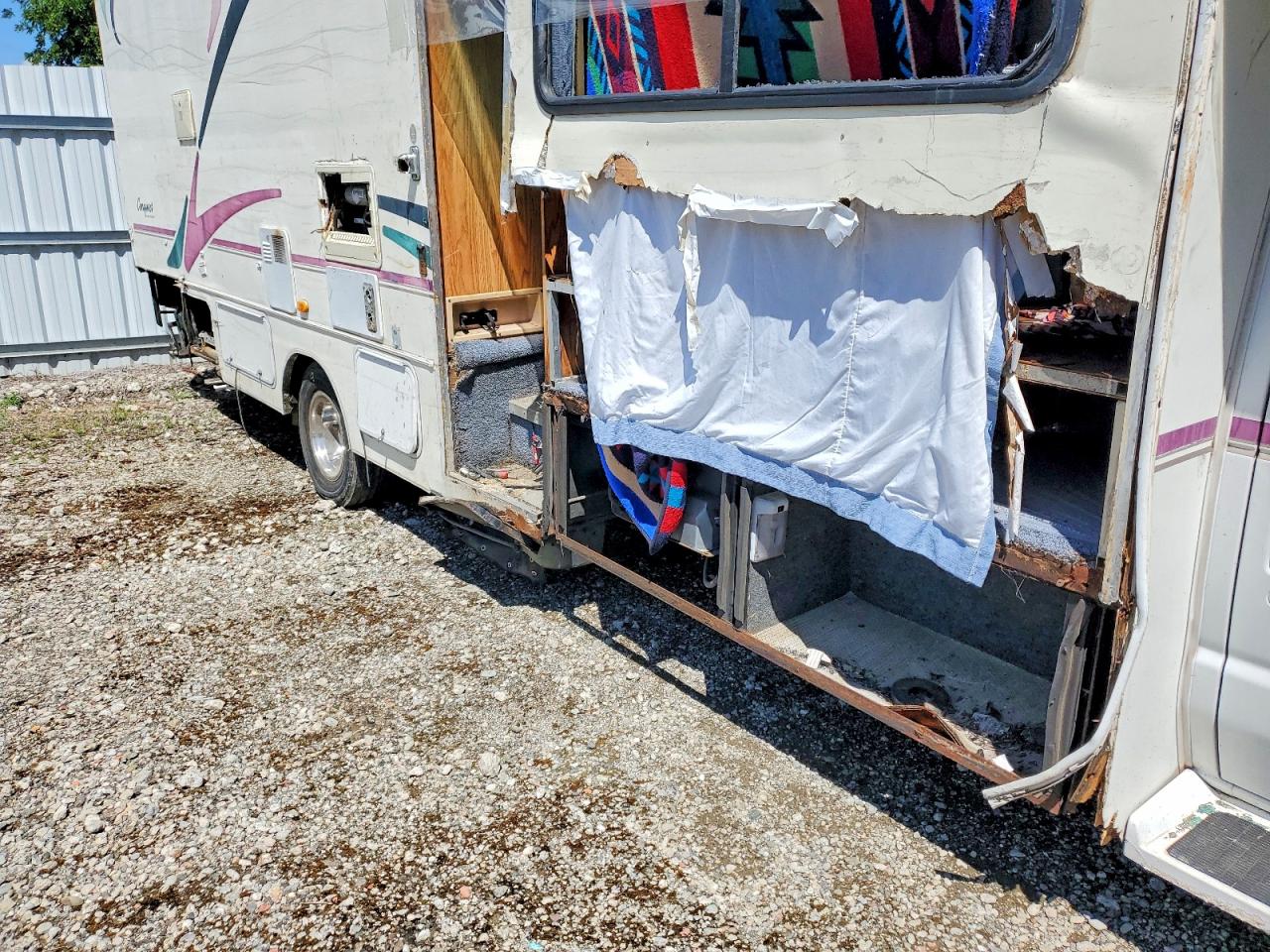 Ford Econoline E450 Super Duty Cutaway Van Rv