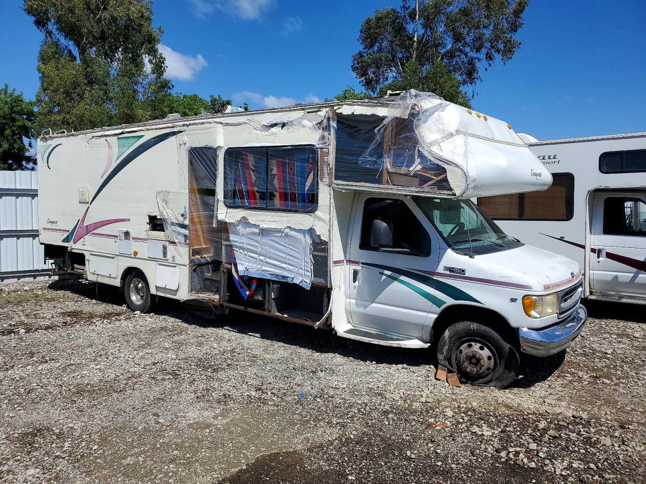 Salvage Ford Econoline Image