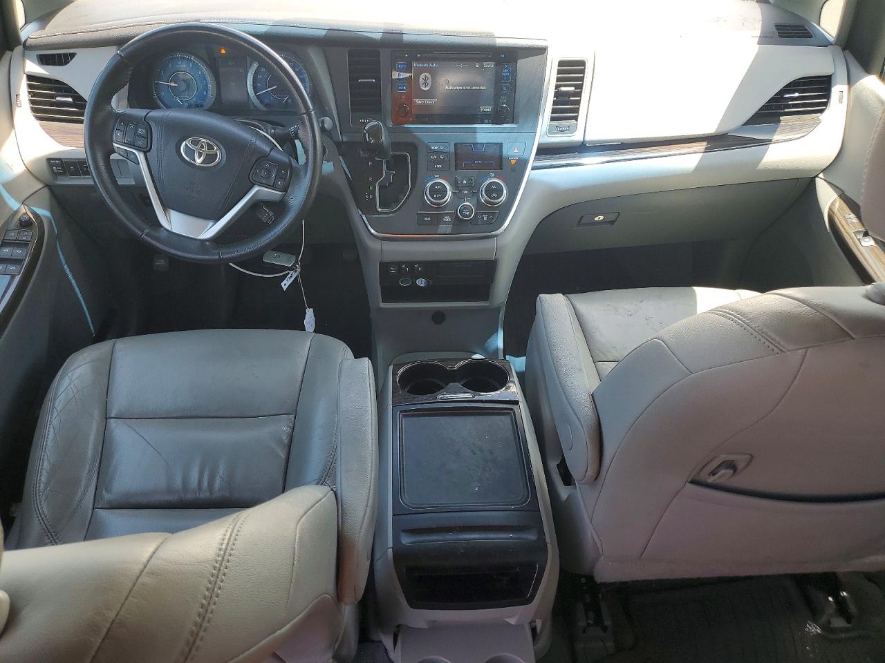 Toyota Sienna Xle 8-passenger