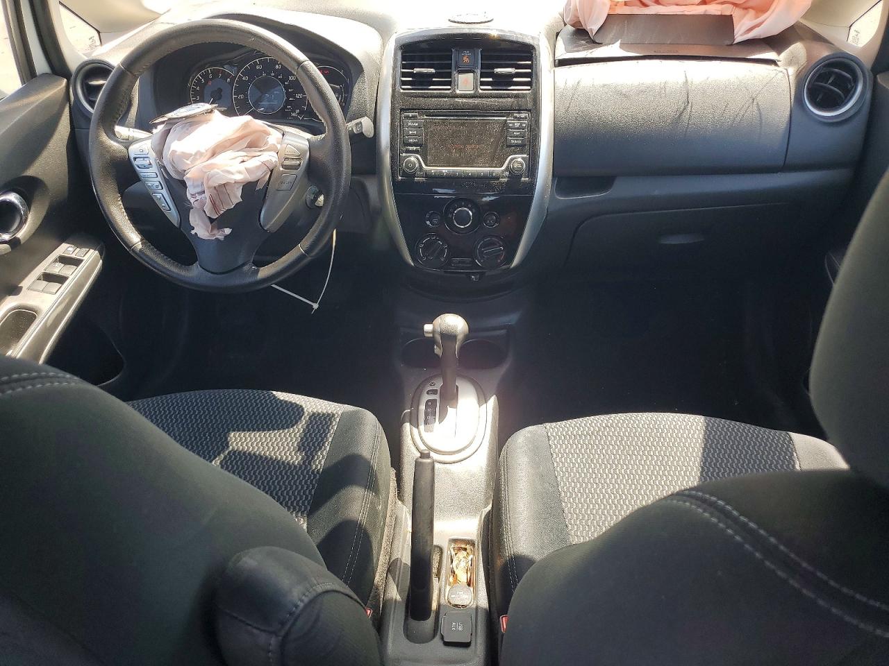 Nissan Versa Sv