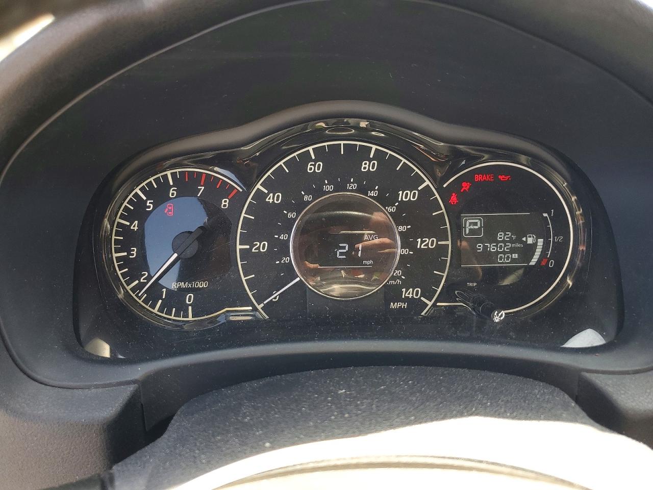 Nissan Versa Sv