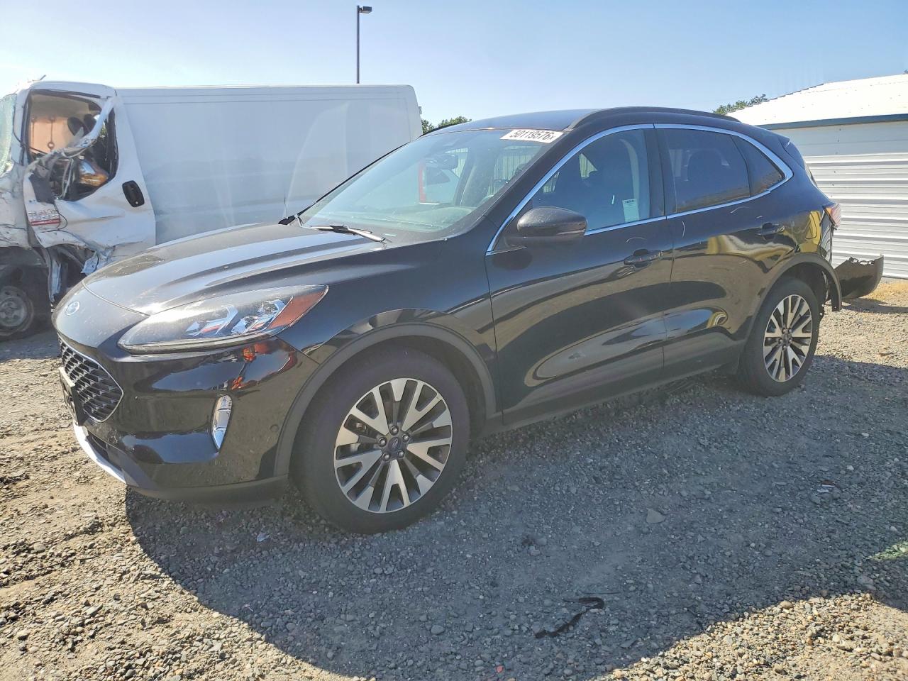 Salvage Ford Escape Image