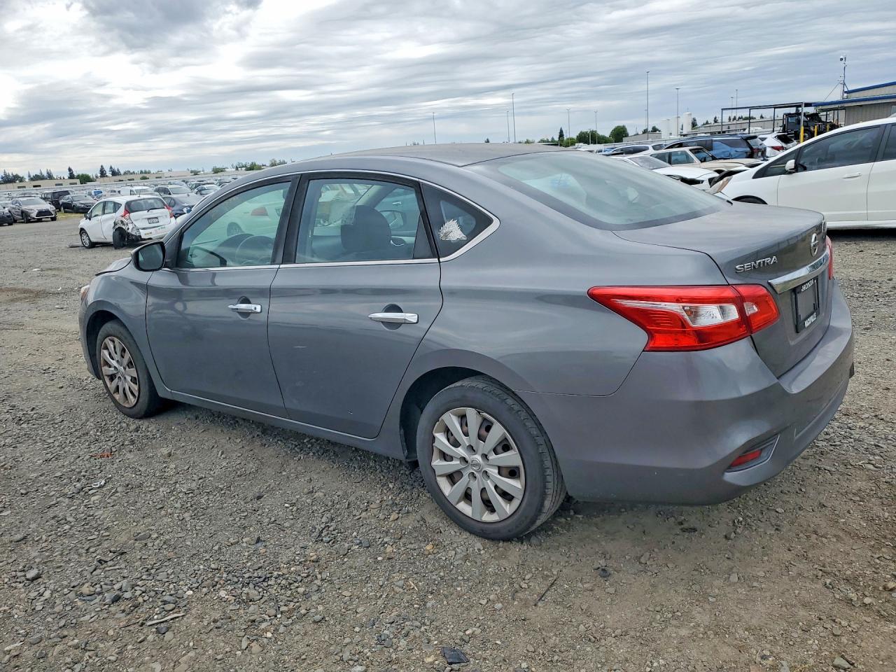 Nissan Sentra S