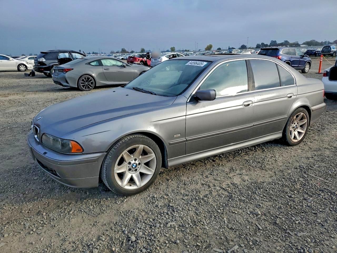 Salvage BMW 5 Series Image