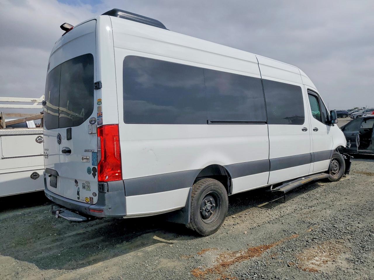 Mercedes-Benz Sprinter 9 907 (vs30)