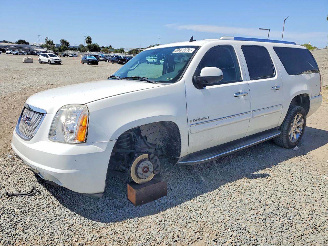 Salvage GMC Yukon Image
