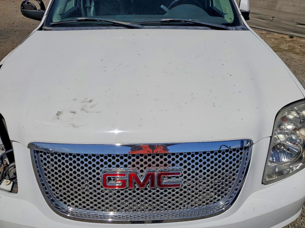 GMC Yukon Denali
