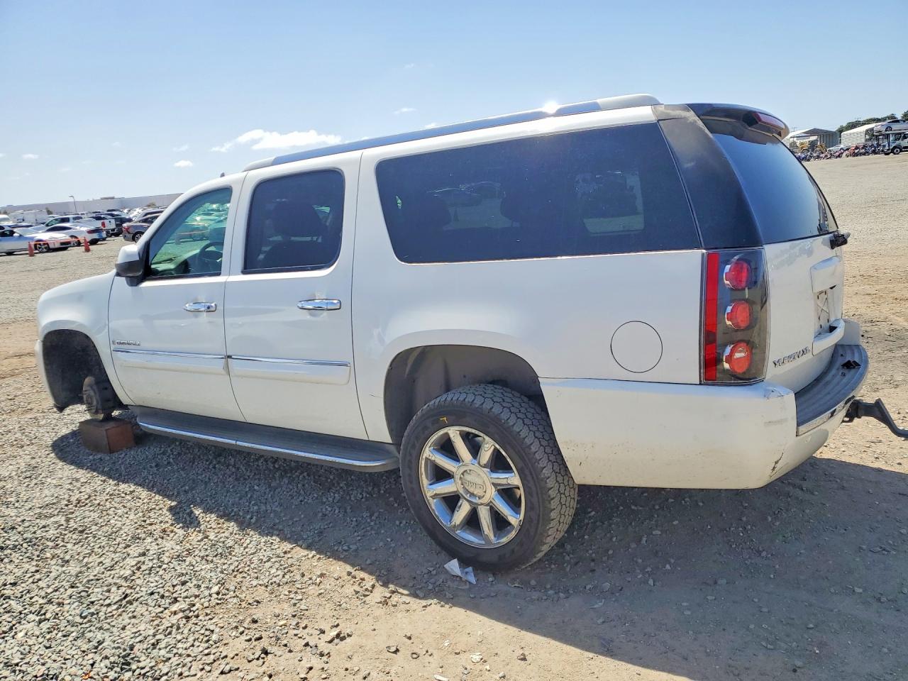 GMC Yukon Denali