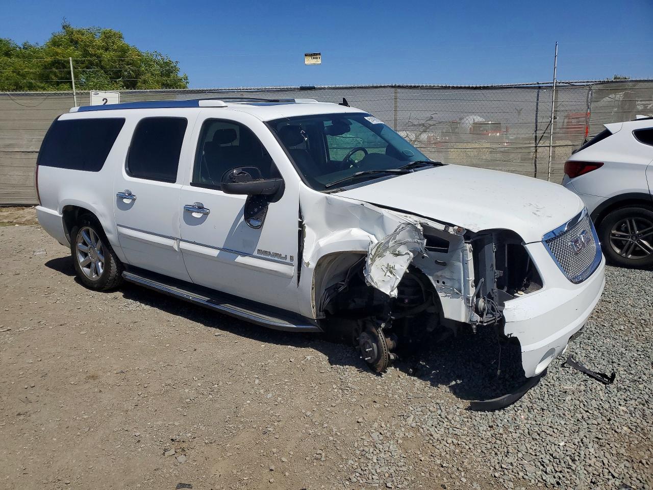 GMC Yukon Denali