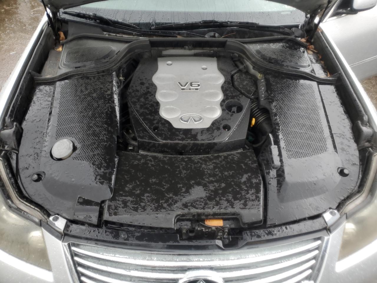 INFINITI M35 Base