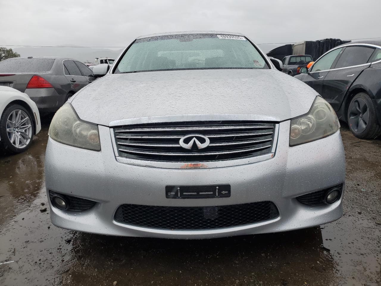 INFINITI M35 Base