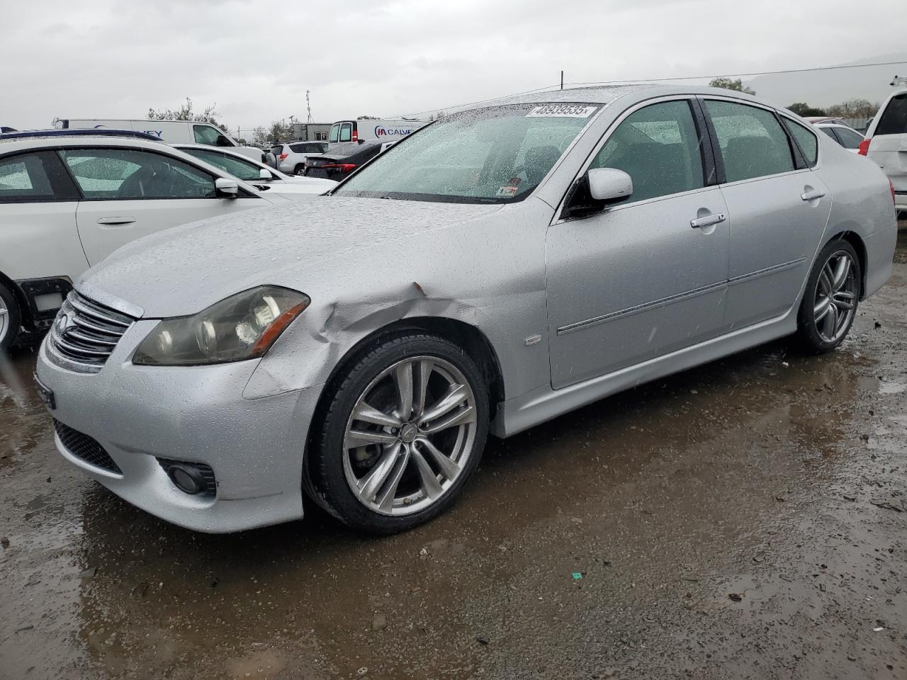 Salvage INFINITI M35 Image