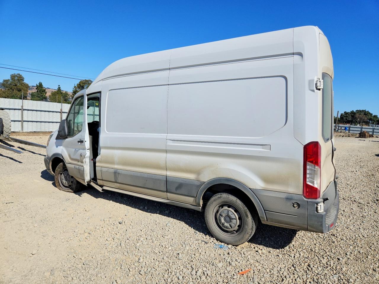 Ford Transit T-250