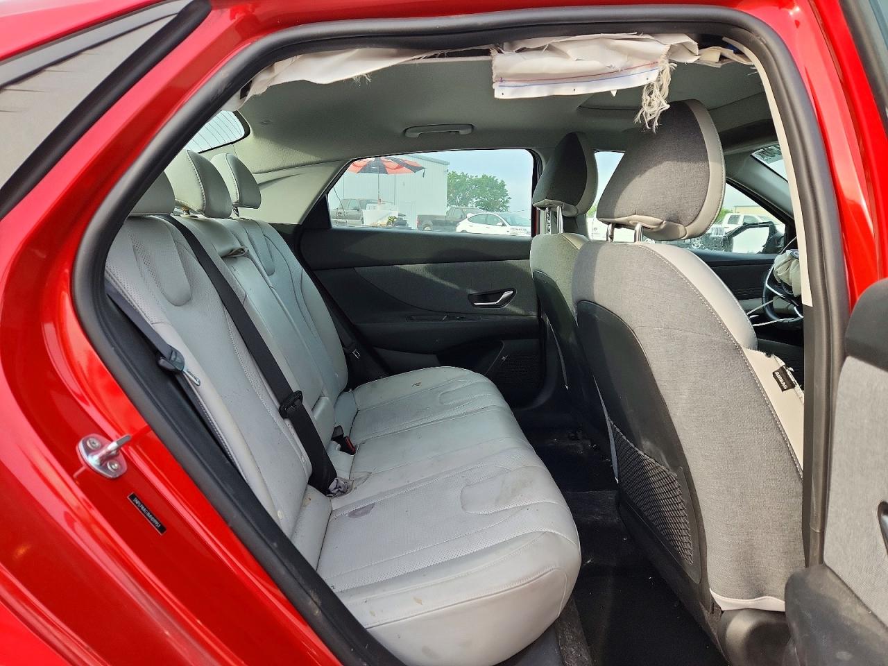 Hyundai ELANTRA Limited