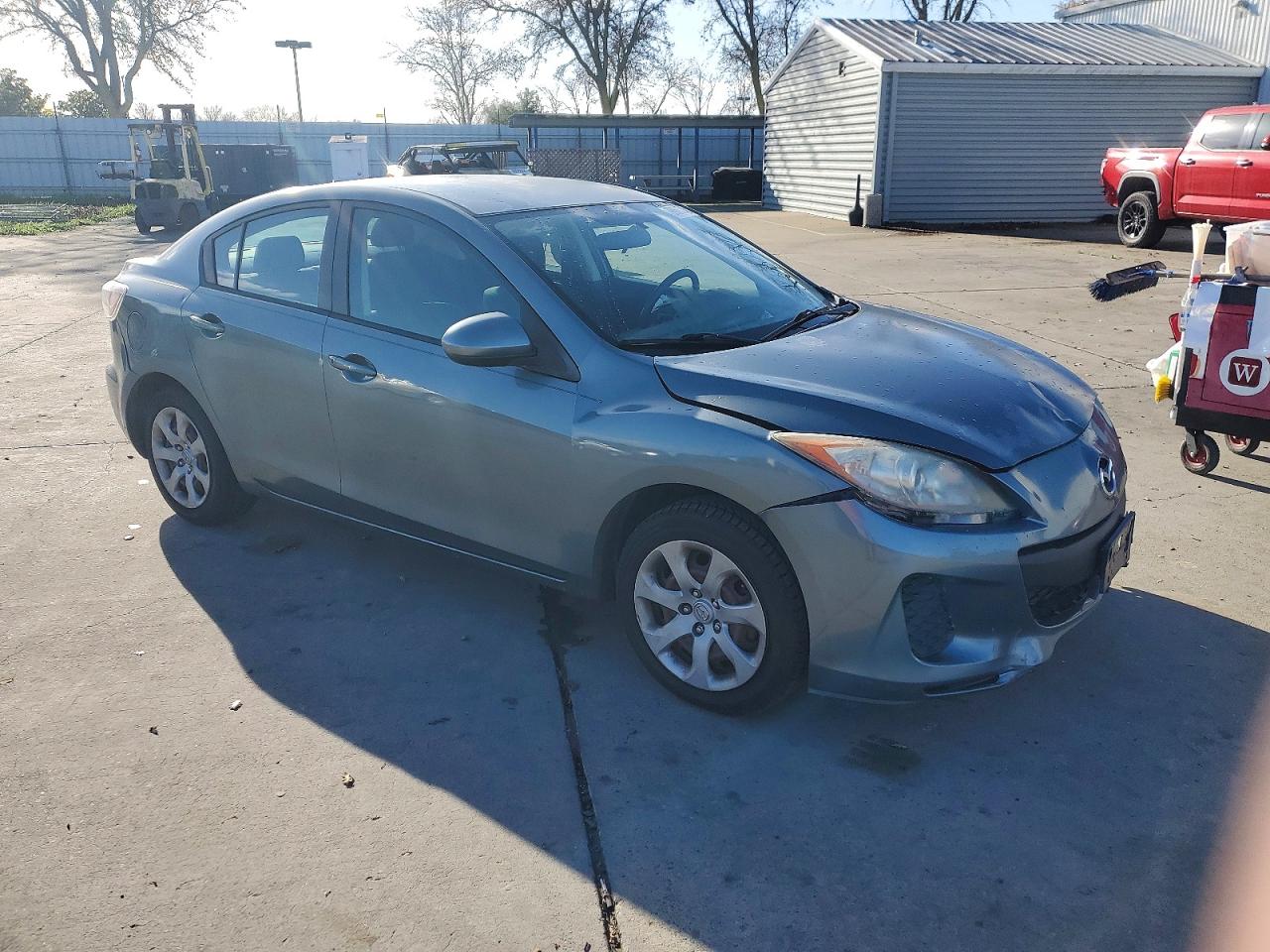Mazda 3 I