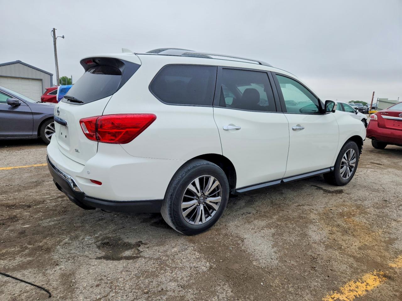 Nissan Pathfinder Sl