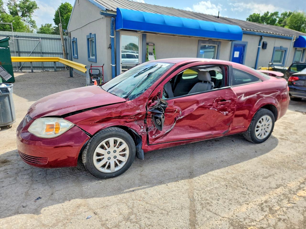Salvage Chevrolet Cobalt Image