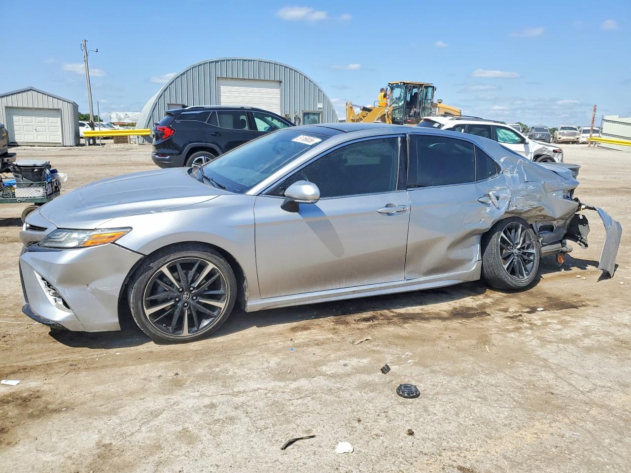 Salvage Toyota Camry Image