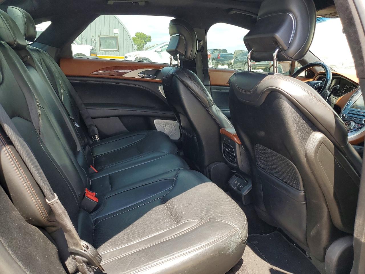 Lincoln MKZ Black Label