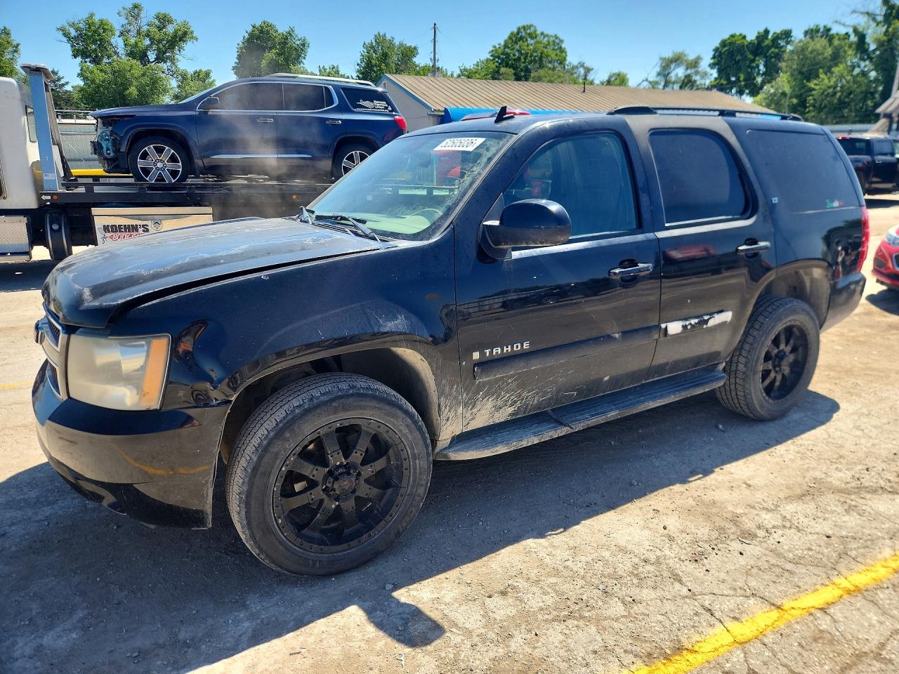 Salvage Chevrolet Tahoe Image