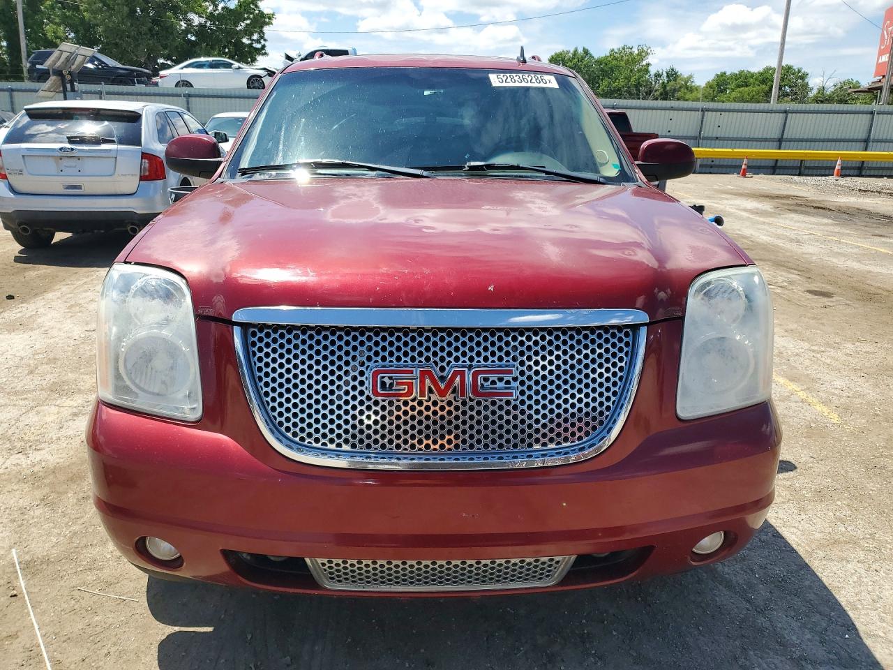 GMC Yukon Denali