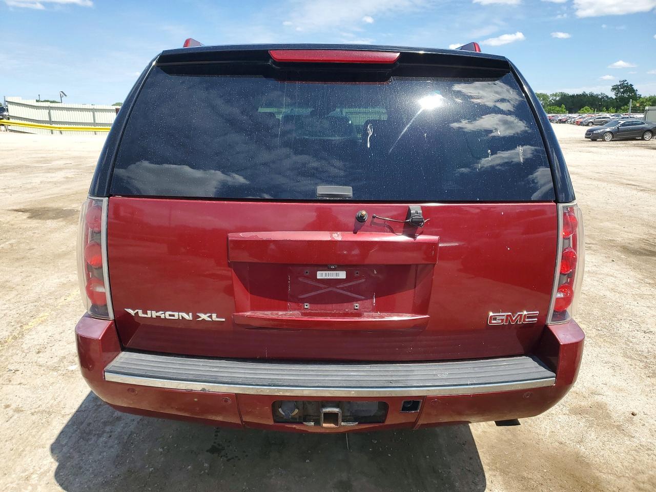 GMC Yukon Denali