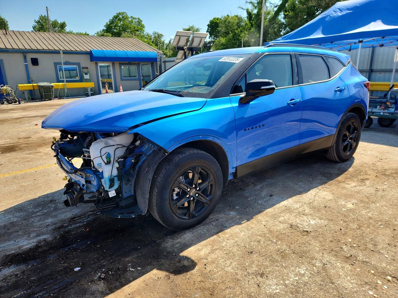 Salvage Chevrolet Blazer Image