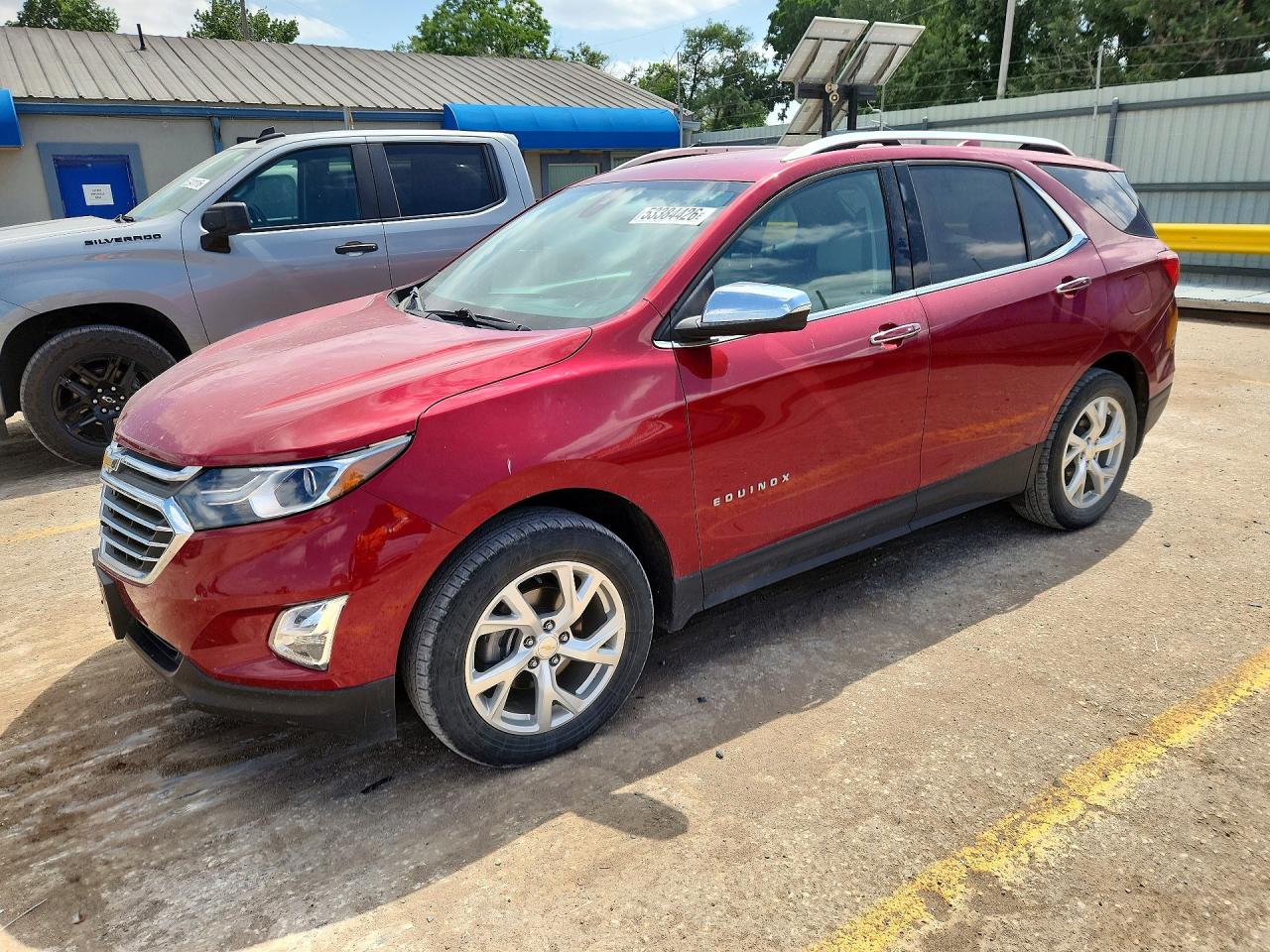 Salvage Chevrolet Equinox Image