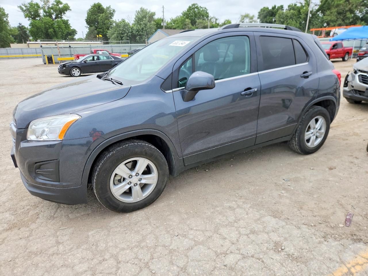 Salvage Chevrolet Trax Image