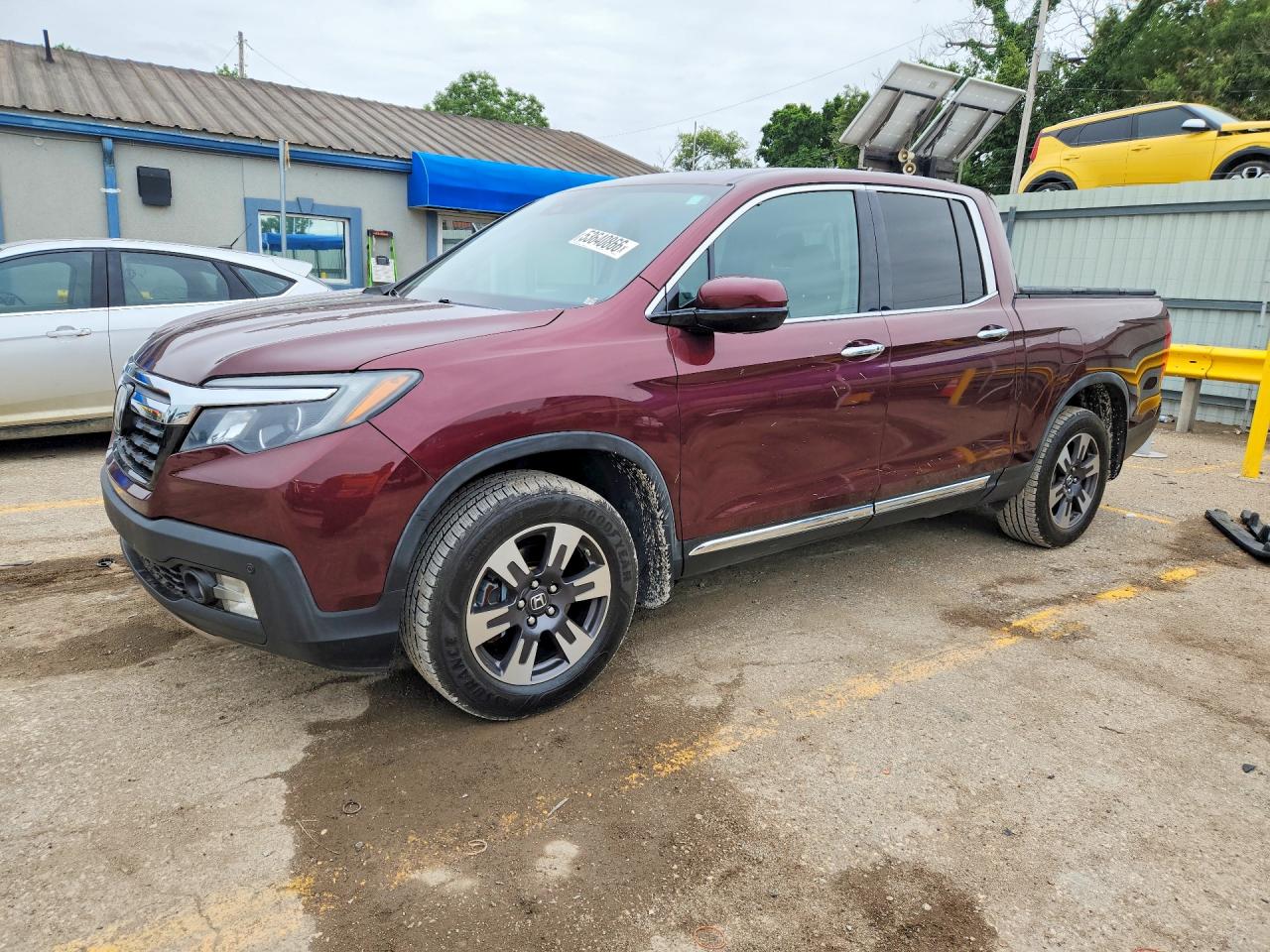 Salvage Honda Ridgeline Image
