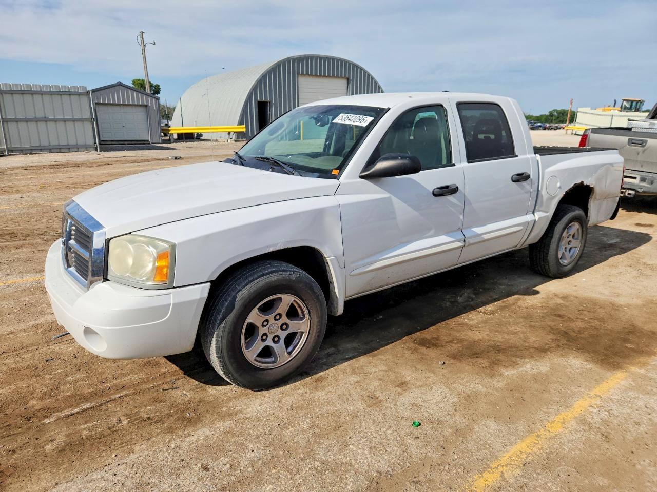 Salvage Dodge Dakota Image