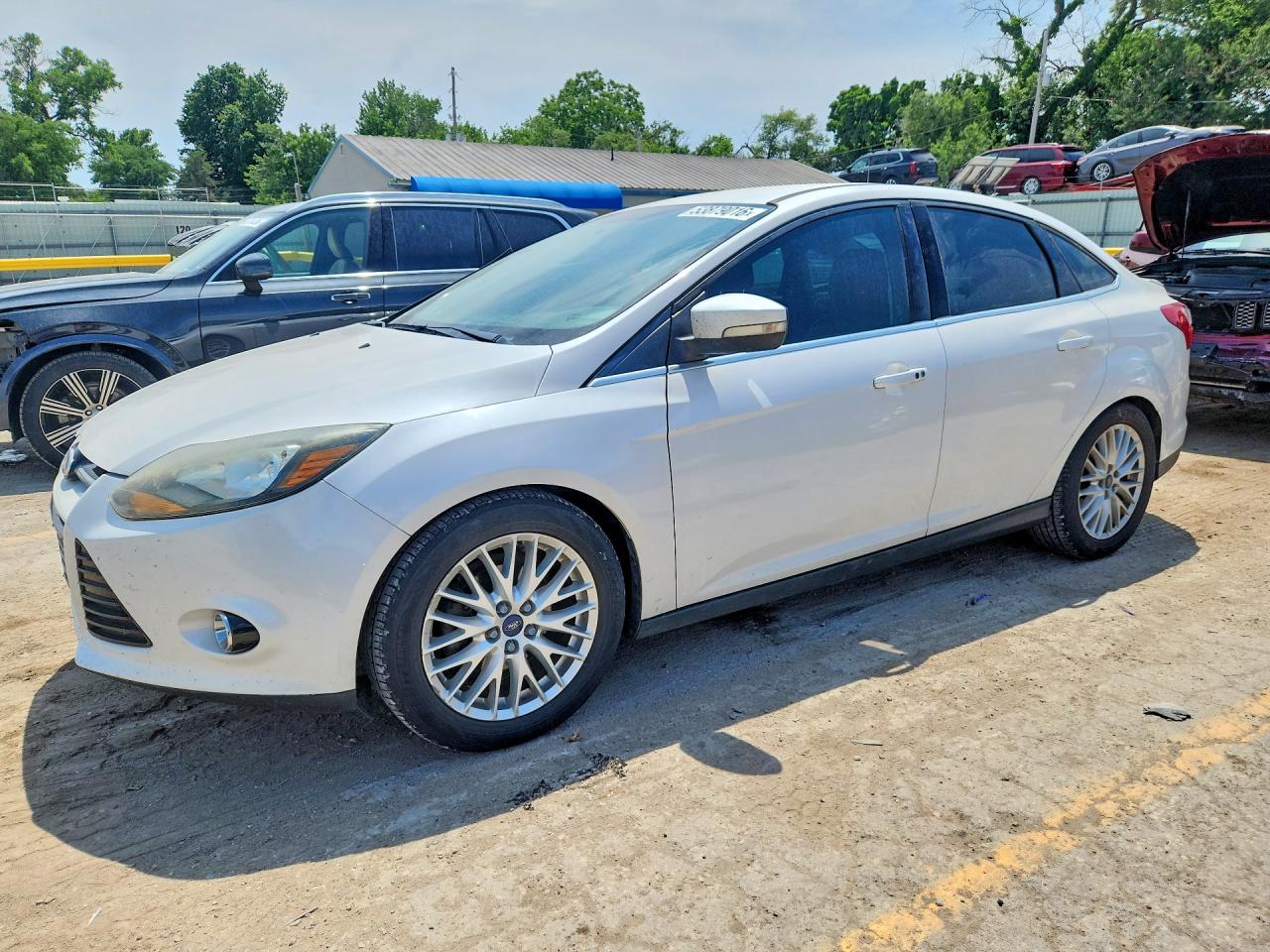 Salvage Ford Focus Image