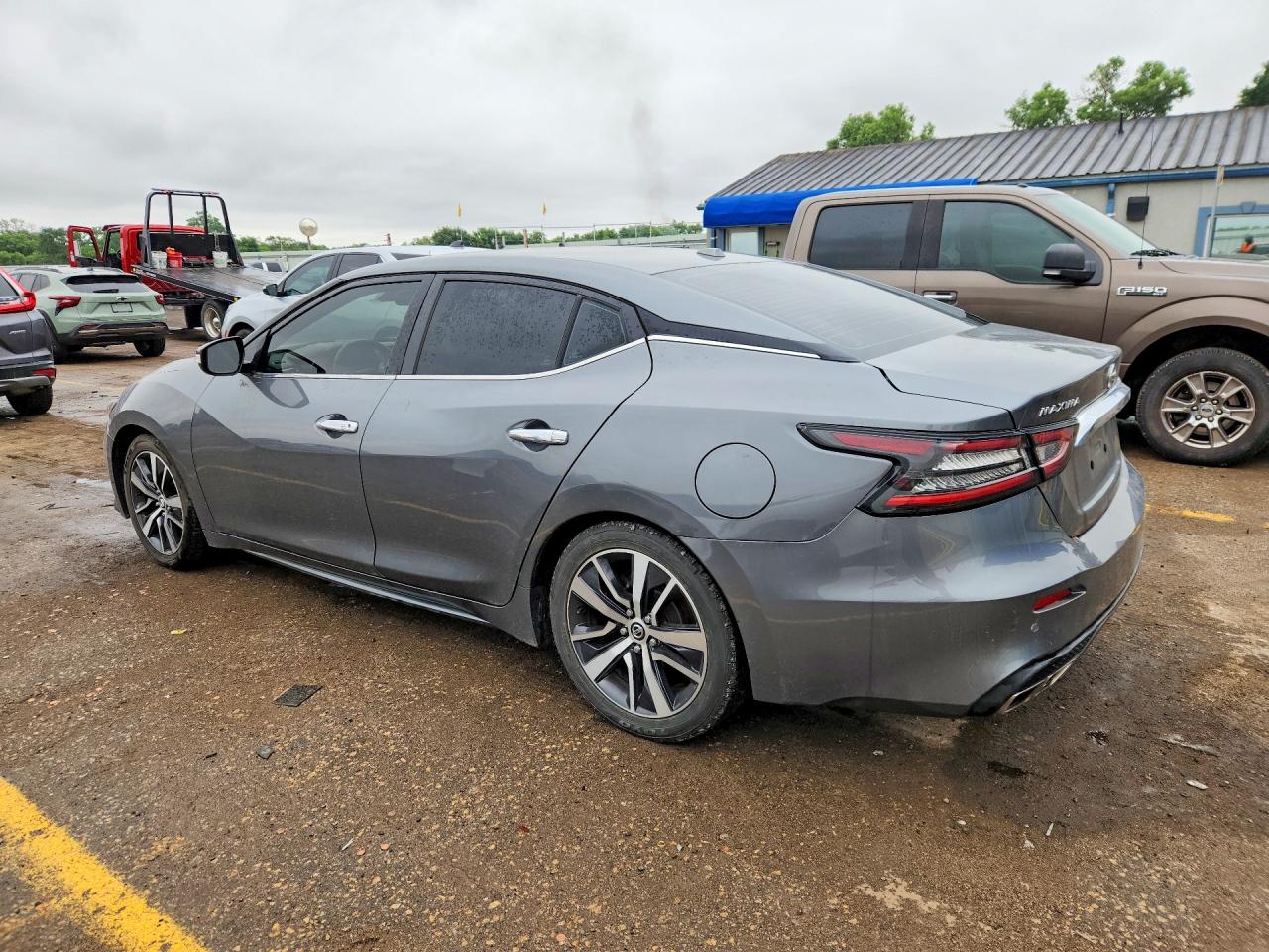 Nissan Maxima Sv