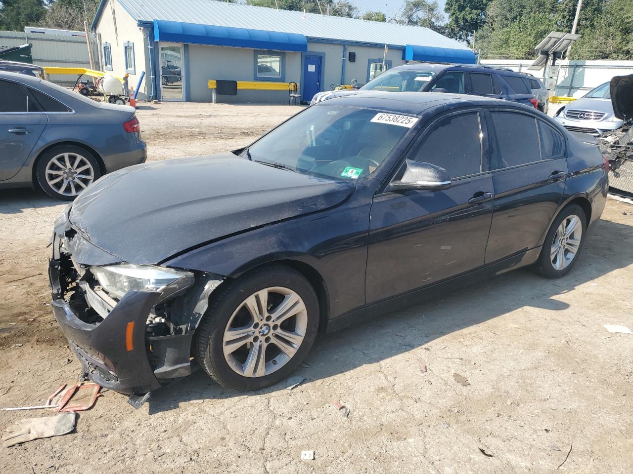 Salvage BMW 3 Series Image