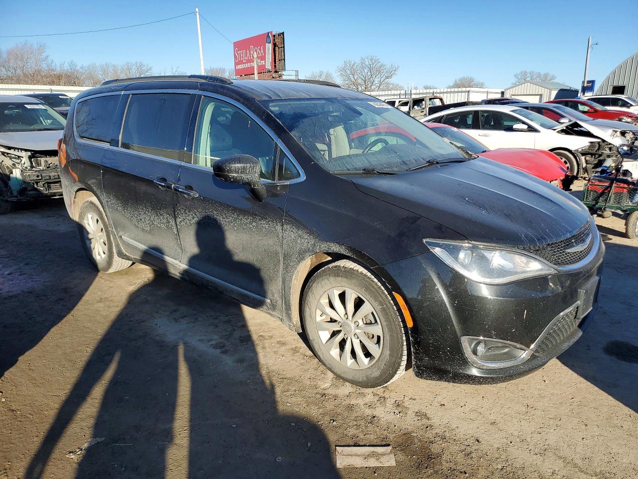 Chrysler Pacifica Touring L