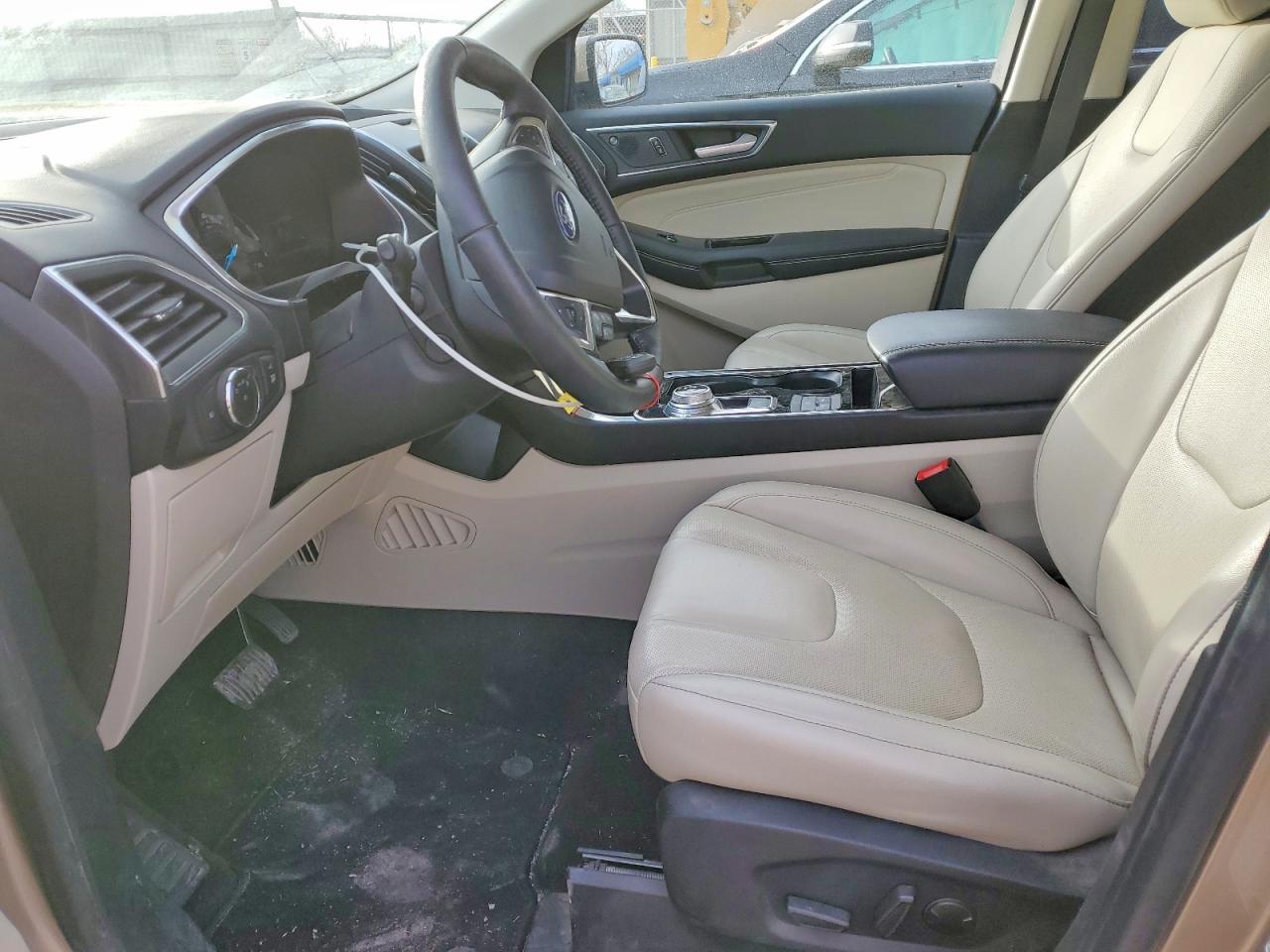 Ford Edge Titanium