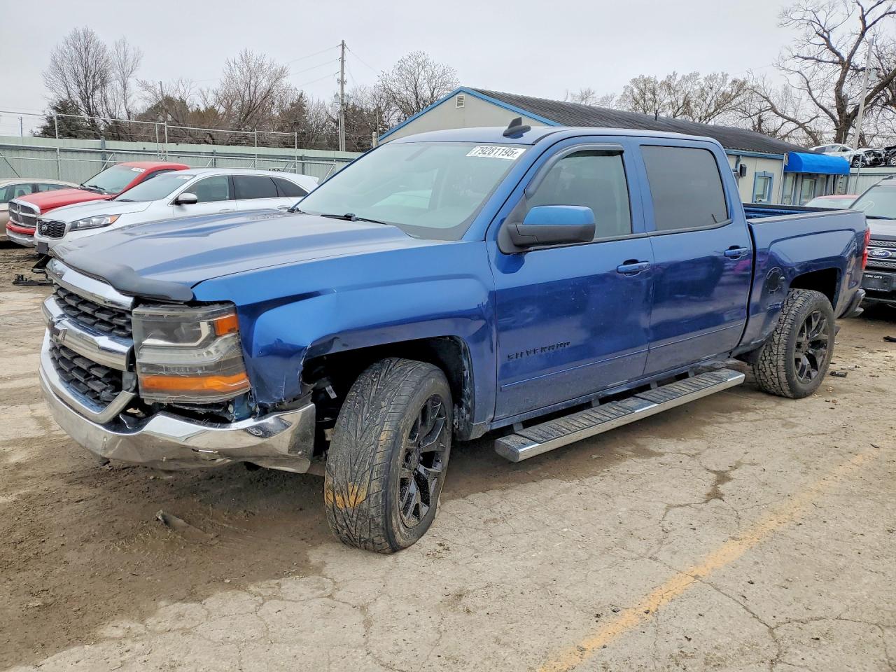 Salvage Chevrolet Silverado Image