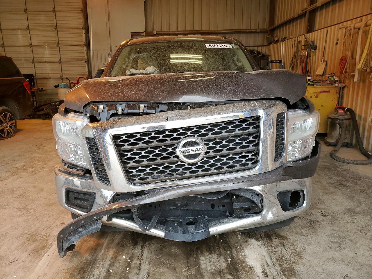 Nissan Titan S