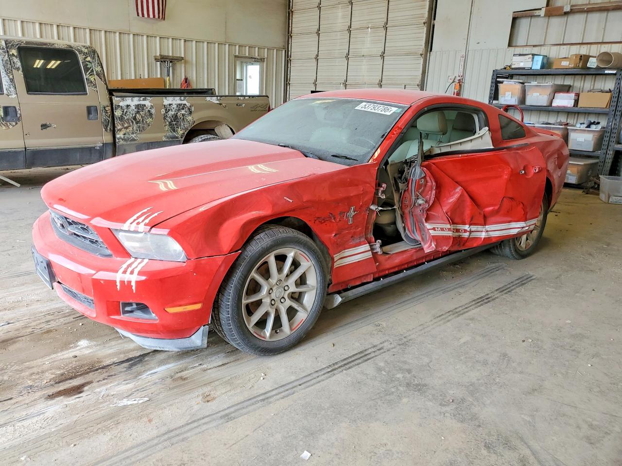 Salvage Ford Mustang Image