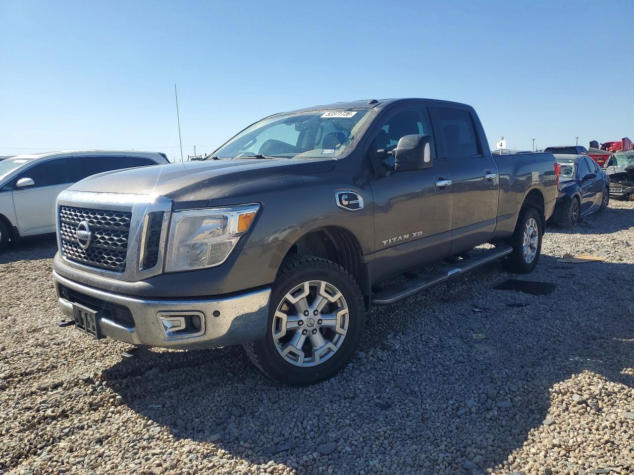 Salvage Nissan Titan Image